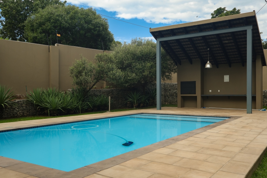 To Let 3 Bedroom Property for Rent in Bryanston Gauteng