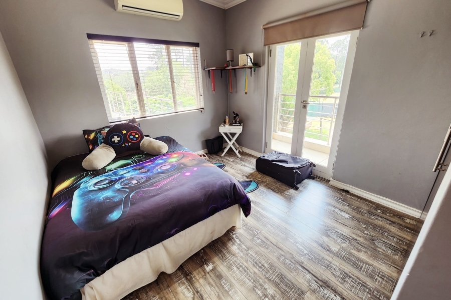 7 Bedroom Property for Sale in Raslouw Gauteng