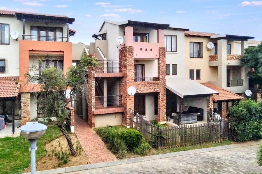 2 Bedroom Property for Sale in Vorna Valley Gauteng