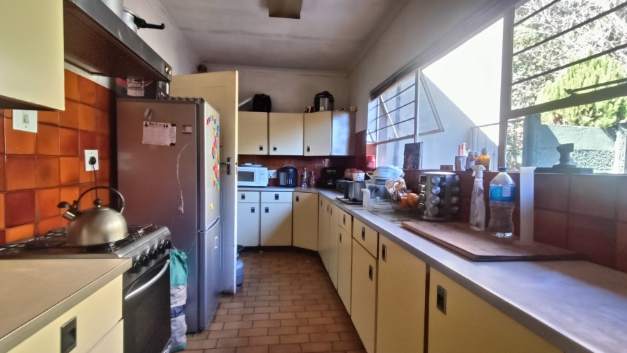 To Let 4 Bedroom Property for Rent in Brackendowns Gauteng