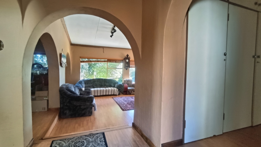To Let 4 Bedroom Property for Rent in Brackendowns Gauteng