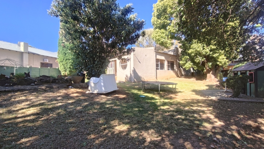 To Let 4 Bedroom Property for Rent in Brackendowns Gauteng