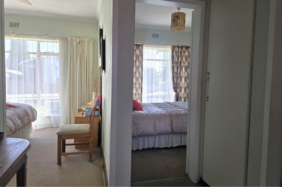 2 Bedroom Property for Sale in Edleen Gauteng