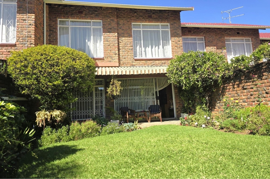 2 Bedroom Property for Sale in Edleen Gauteng