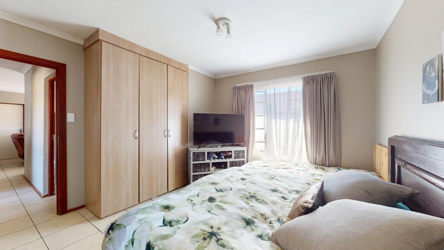 3 Bedroom Property for Sale in Albemarle Gauteng