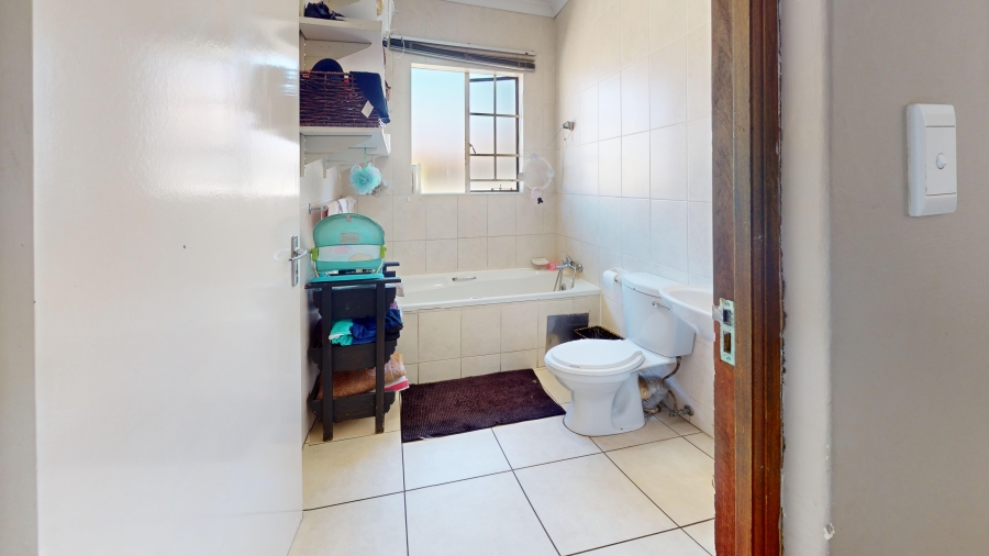 3 Bedroom Property for Sale in Albemarle Gauteng