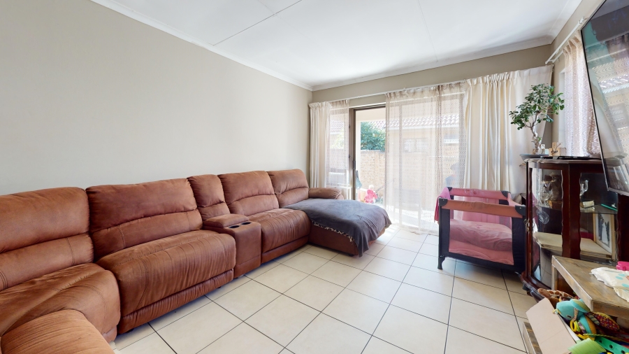 3 Bedroom Property for Sale in Albemarle Gauteng