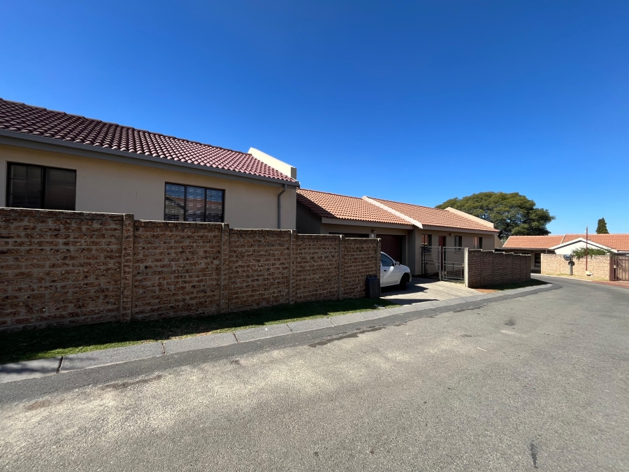 3 Bedroom Property for Sale in Albemarle Gauteng