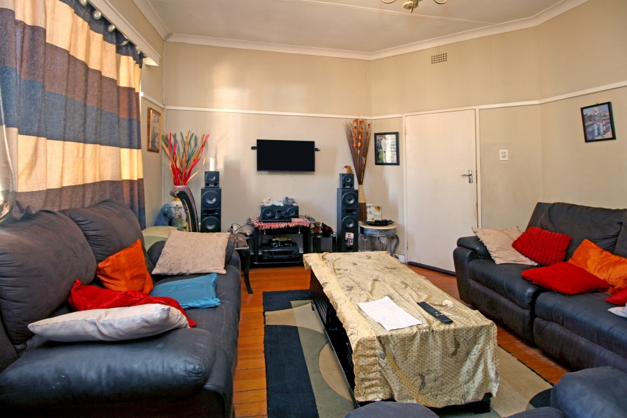 3 Bedroom Property for Sale in Orange Grove Gauteng