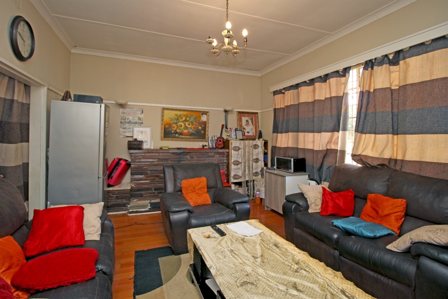3 Bedroom Property for Sale in Orange Grove Gauteng