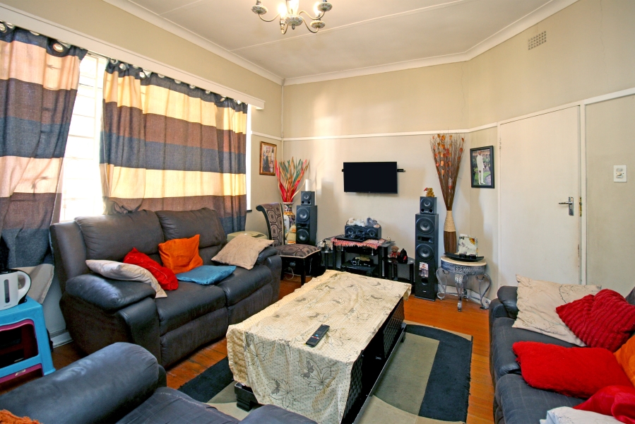 3 Bedroom Property for Sale in Orange Grove Gauteng