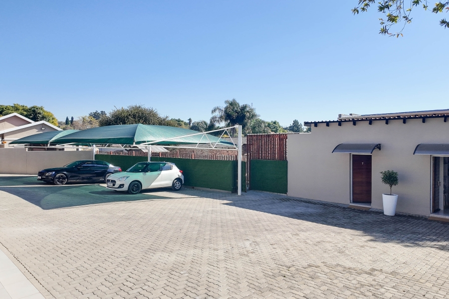 7 Bedroom Property for Sale in Johannesburg North Gauteng