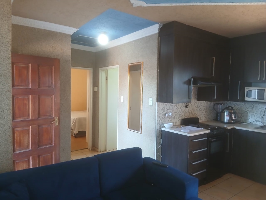 2 Bedroom Property for Sale in Aureus Gauteng