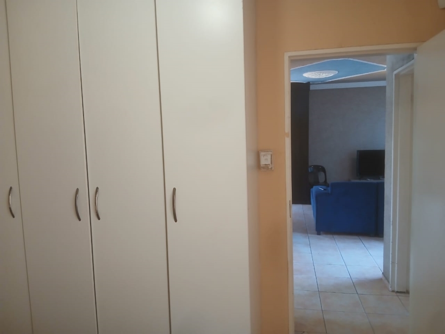 2 Bedroom Property for Sale in Aureus Gauteng