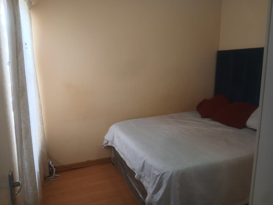 2 Bedroom Property for Sale in Aureus Gauteng