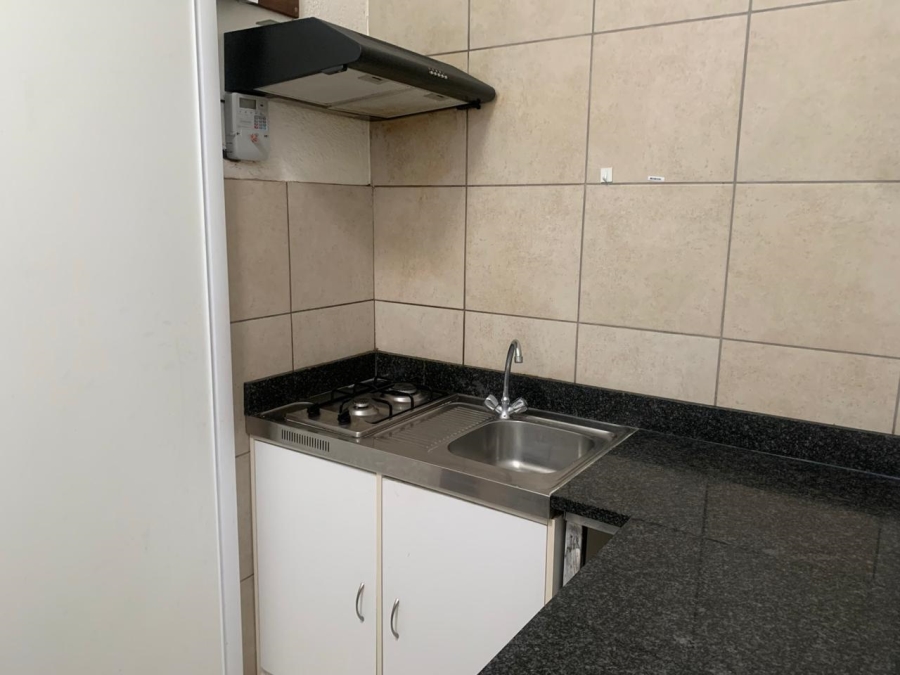 To Let 1 Bedroom Property for Rent in Auckland Park Gauteng