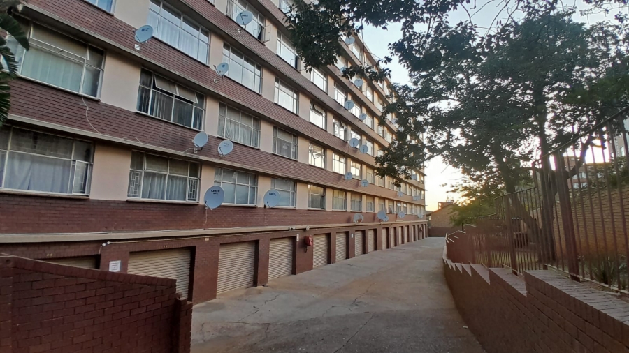 2 Bedroom Property for Sale in Wonderboom South Gauteng
