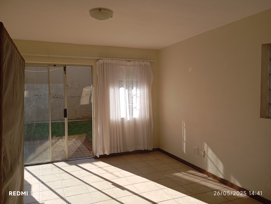 To Let 2 Bedroom Property for Rent in Birchleigh Gauteng