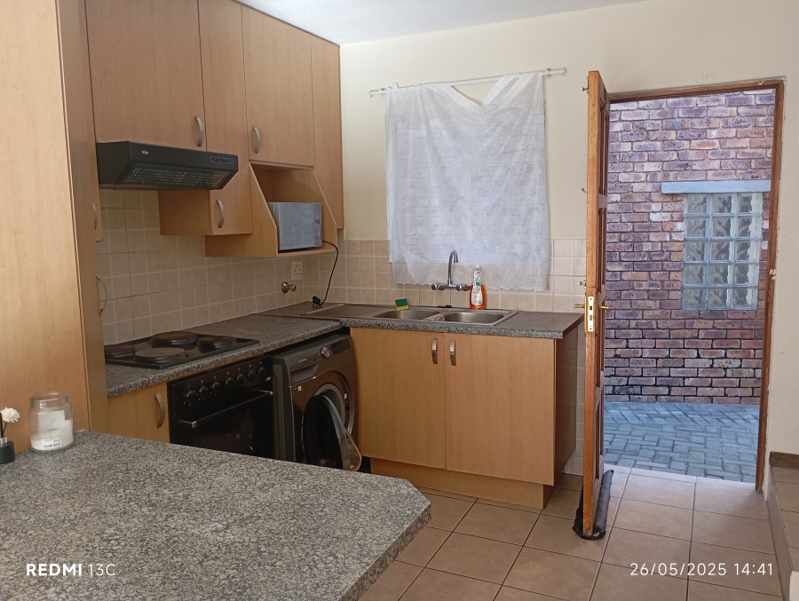 To Let 2 Bedroom Property for Rent in Birchleigh Gauteng