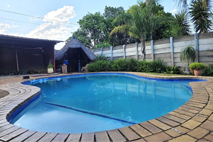 4 Bedroom Property for Sale in Edleen Gauteng