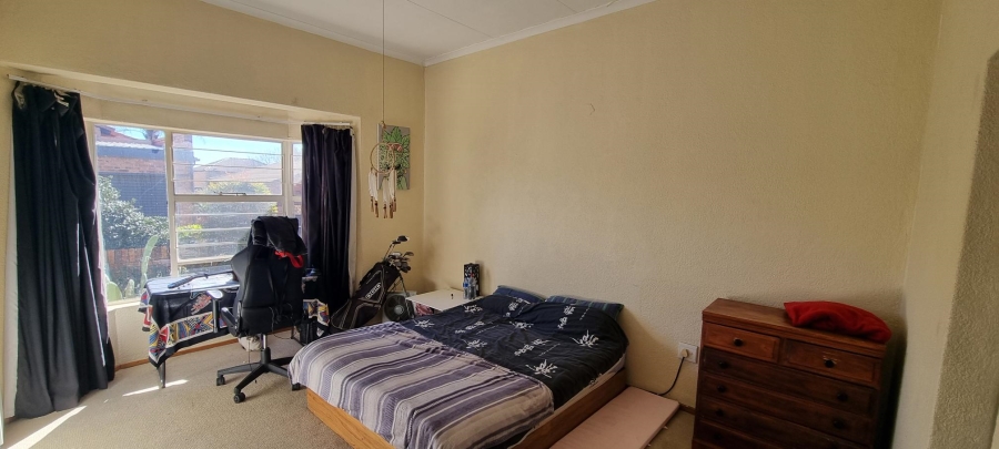 To Let 2 Bedroom Property for Rent in Bromhof Gauteng