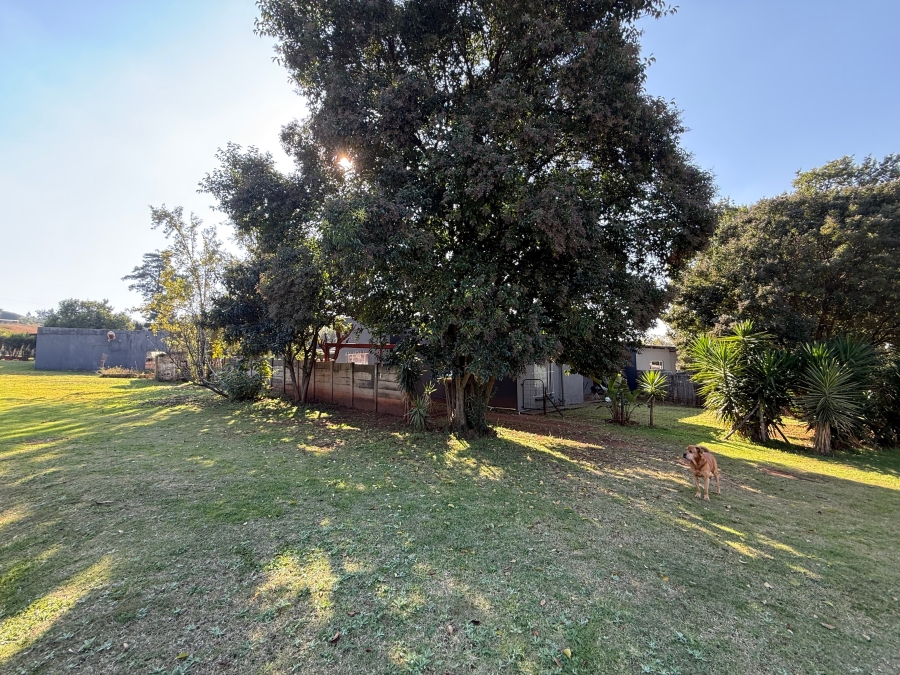 13 Bedroom Property for Sale in Golf View Gauteng