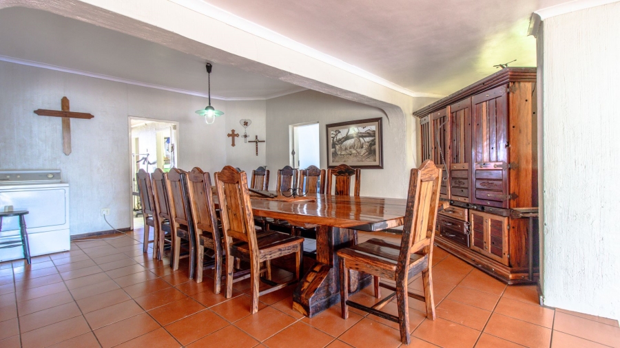 13 Bedroom Property for Sale in Golf View Gauteng