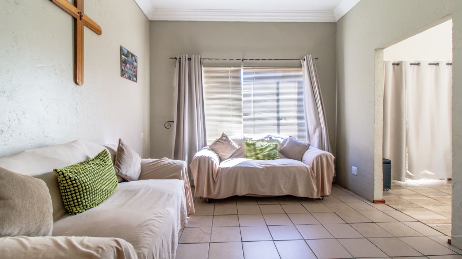 13 Bedroom Property for Sale in Golf View Gauteng
