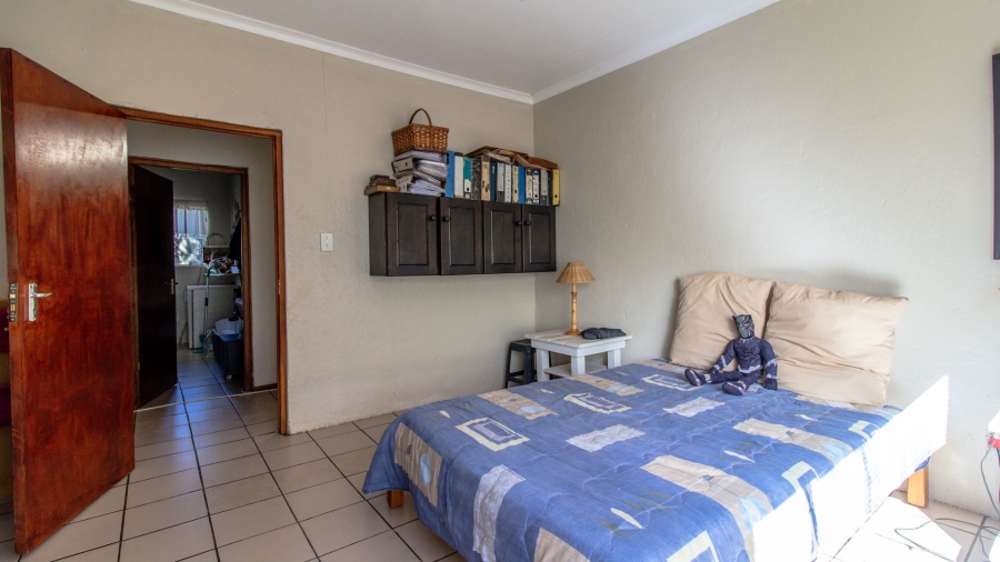 13 Bedroom Property for Sale in Golf View Gauteng