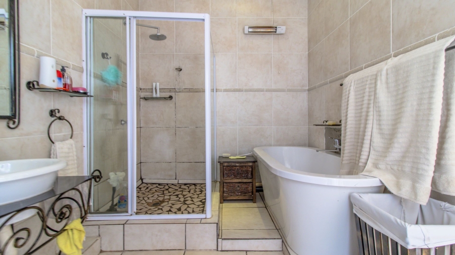 13 Bedroom Property for Sale in Golf View Gauteng