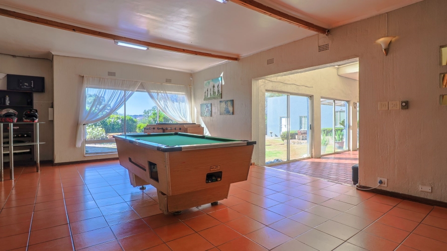 13 Bedroom Property for Sale in Golf View Gauteng
