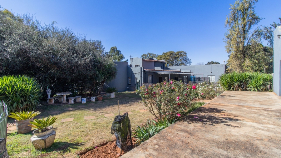 13 Bedroom Property for Sale in Golf View Gauteng