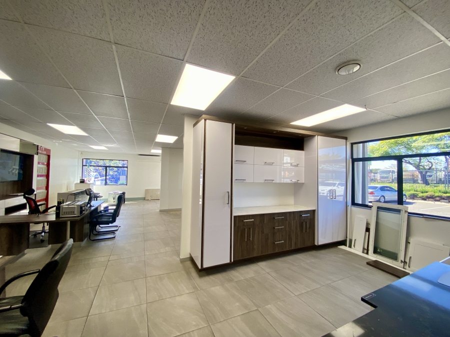 Commercial Property for Sale in Randjespark Gauteng