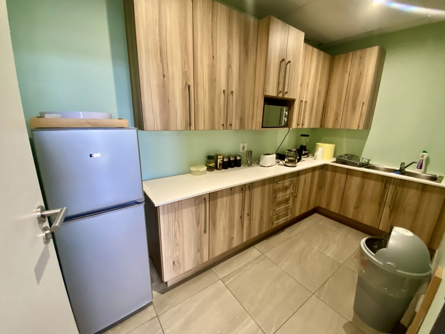 To Let commercial Property for Rent in Randjespark Gauteng