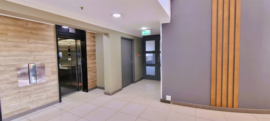 To Let commercial Property for Rent in Woodmead Gauteng