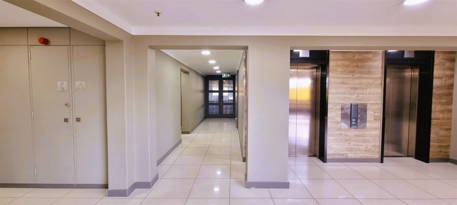 To Let commercial Property for Rent in Woodmead Gauteng