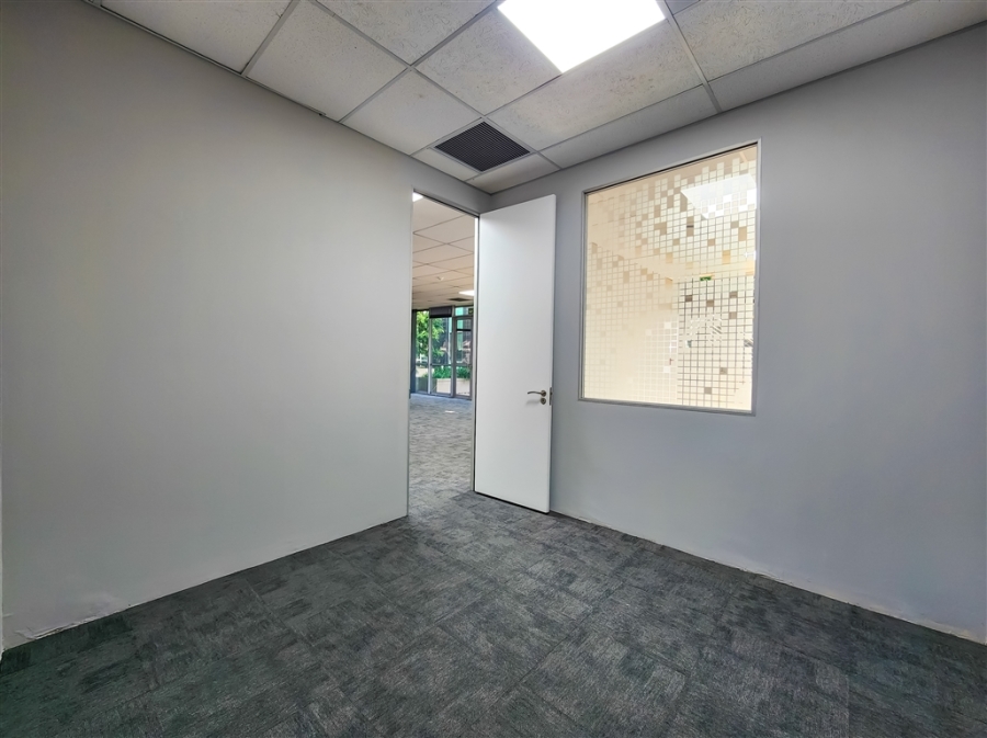 To Let commercial Property for Rent in Fourways Gauteng