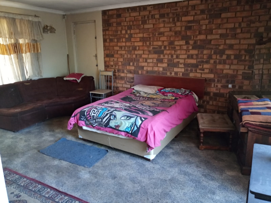 4 Bedroom Property for Sale in Dalpark Gauteng