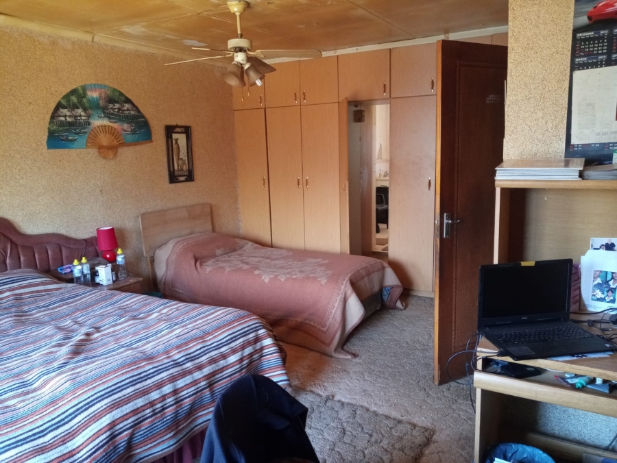 4 Bedroom Property for Sale in Dalpark Gauteng