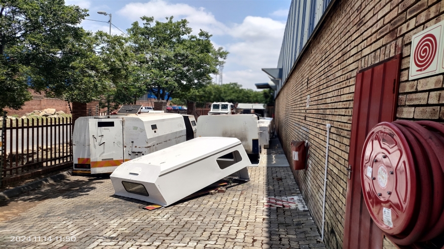 To Let commercial Property for Rent in North Riding Gauteng