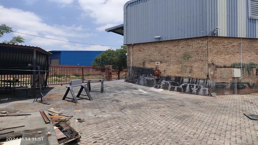 To Let commercial Property for Rent in North Riding Gauteng