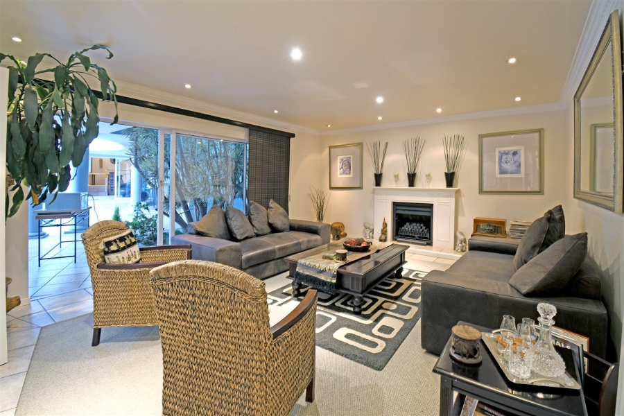 5 Bedroom Property for Sale in Bryanston Gauteng
