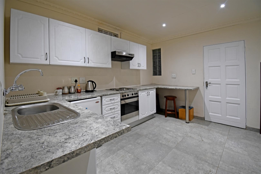 5 Bedroom Property for Sale in Bryanston Gauteng