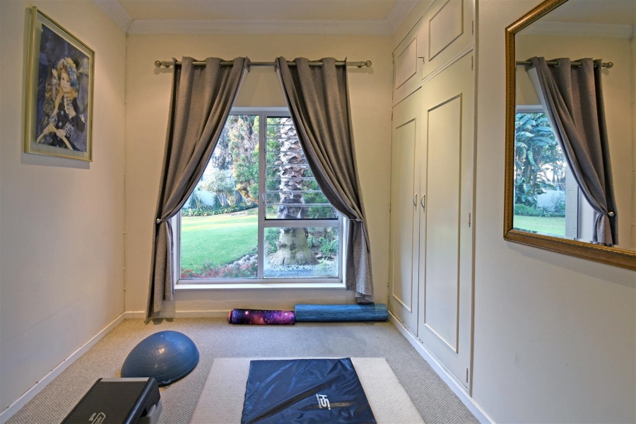 5 Bedroom Property for Sale in Bryanston Gauteng