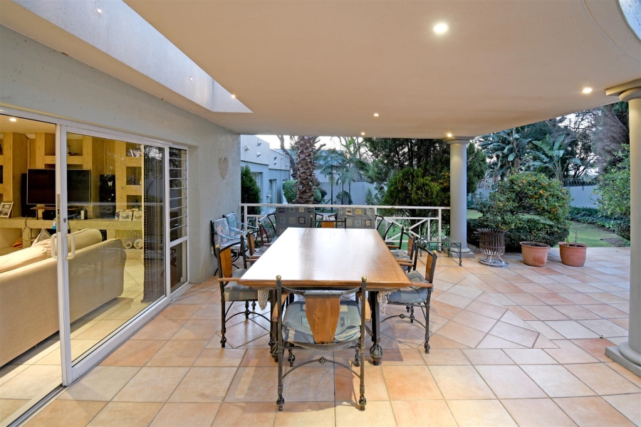 5 Bedroom Property for Sale in Bryanston Gauteng