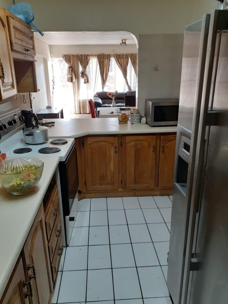 To Let 2 Bedroom Property for Rent in Ferndale Gauteng