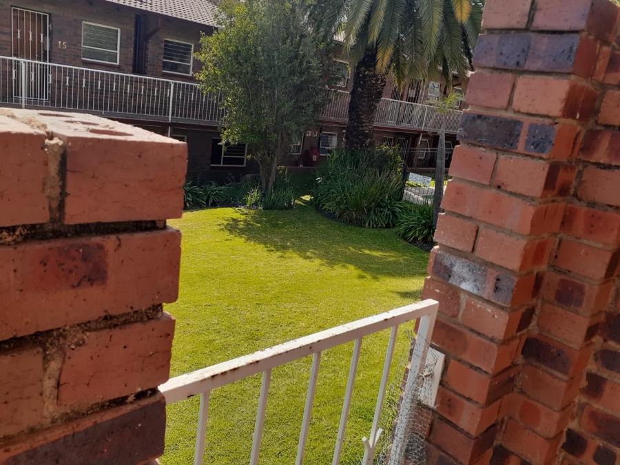 To Let 2 Bedroom Property for Rent in Ferndale Gauteng
