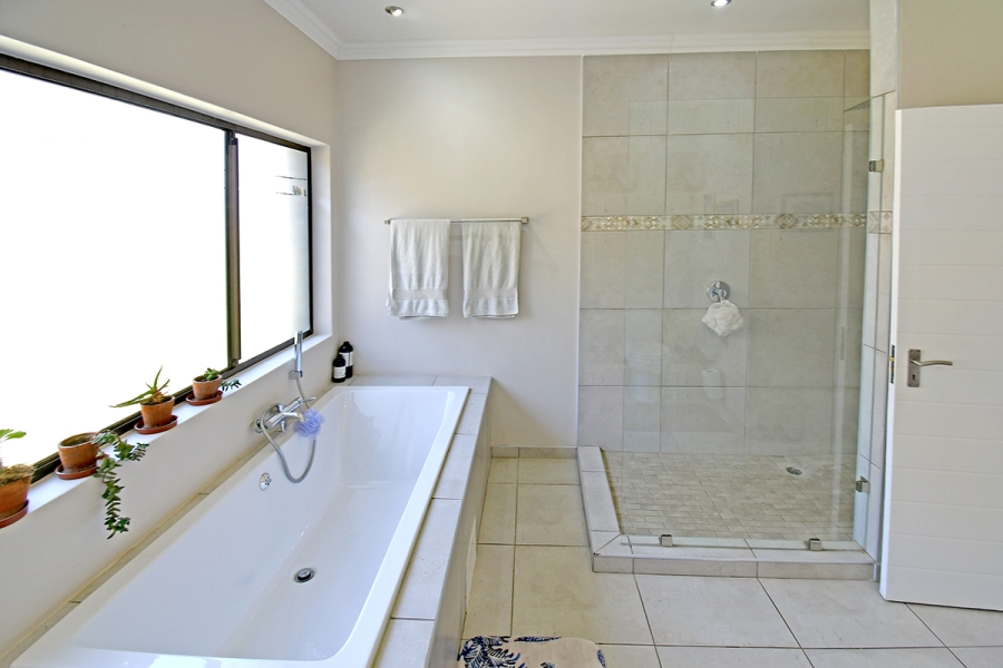 3 Bedroom Property for Sale in Kyalami Ah Gauteng