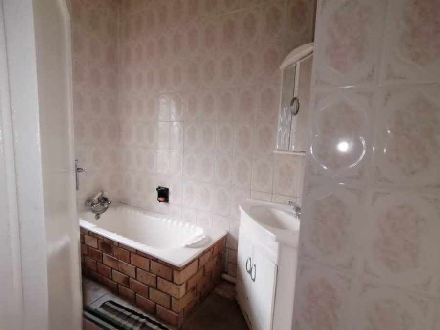3 Bedroom Property for Sale in Randfontein Central Gauteng