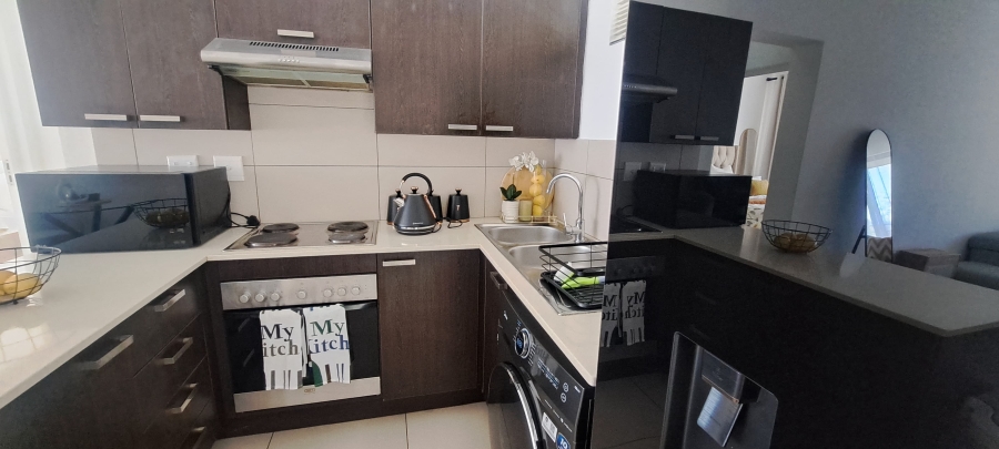 To Let 1 Bedroom Property for Rent in Fourways Gauteng